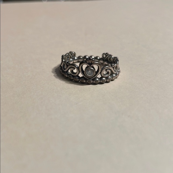 Pandora Princess Tiara Crown Ring in Silver - Picture 1 of 2